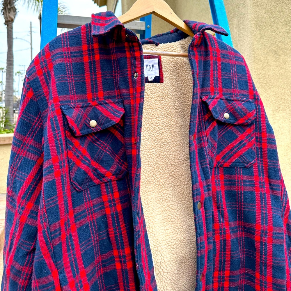 Gap plaid Sherpa lined coat
